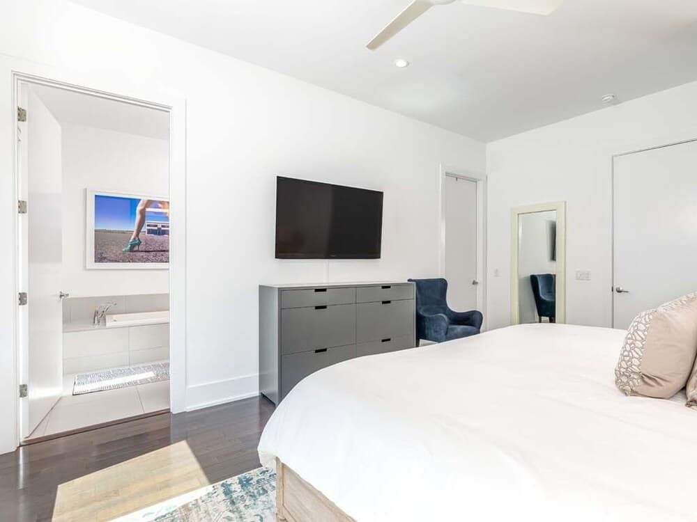 Savannah Jetsetter by Tybee Vacation Rentals