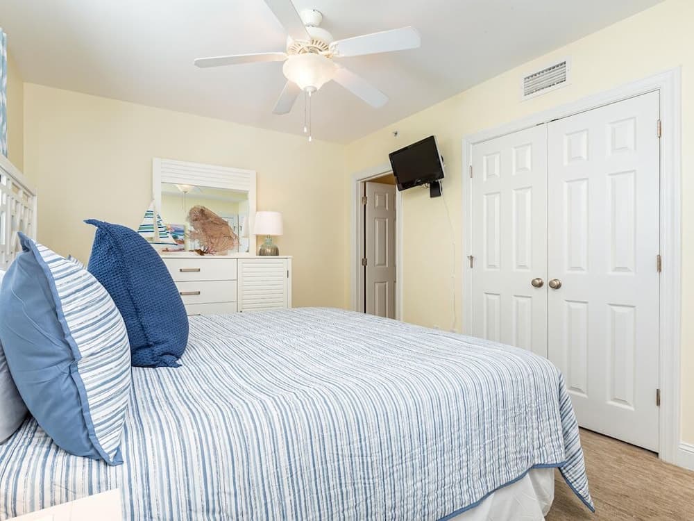 Silver Shores 4 by Tybee Vacation Rentals