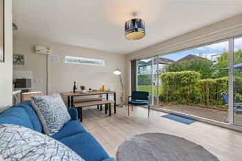 Coedrath Park 21 - Walk to Beach Parking