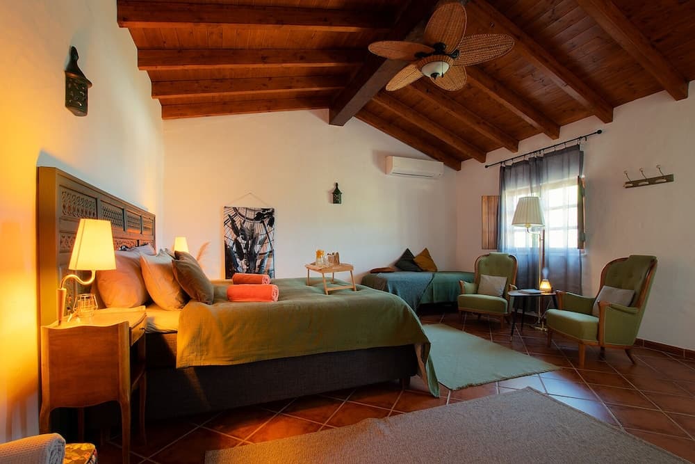 Cosy Farmhouse Quinta da Eira 140 Years old