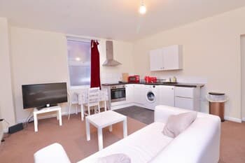 Cosy 2BD Flat Lincoln City Centre Sleeps 3