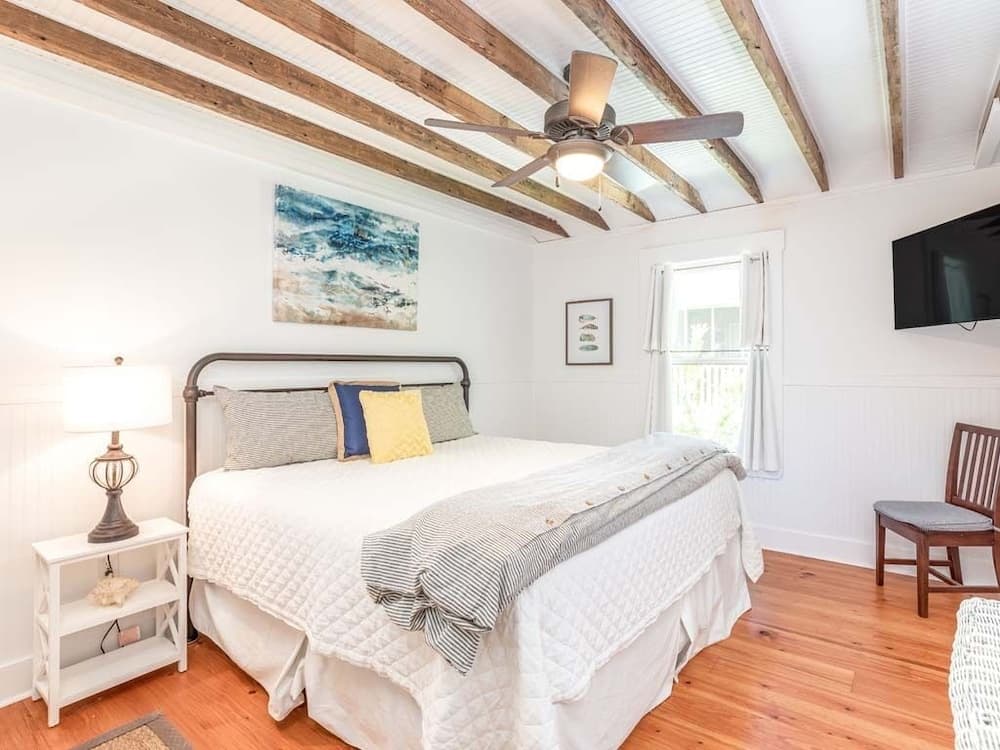 Wrens Nest by Tybee Vacation Rentals