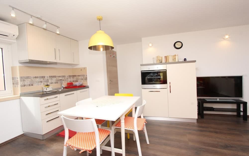 El Corsaro 2 One-bedroom Apartment With Sea View