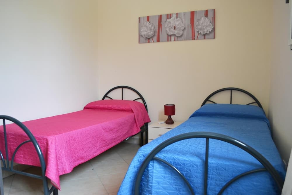 Villa for Holidays by the sea and in the Countryside and Near the Beaches of San Foca