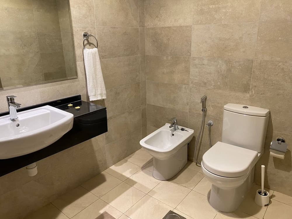 Modern Chickee 1 Bedroom Apartment Al Barsha 1