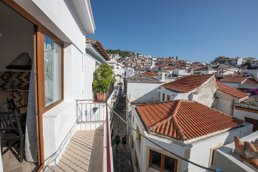 Lovely 1-bedroom Flat In Skopelos