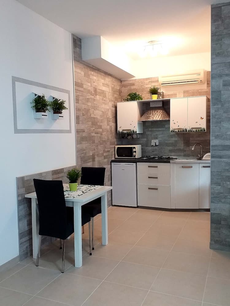 Peace Plenty 2 - a few Minutes From the sea