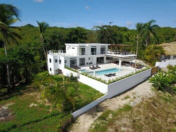 Magnificent new Modern Villa With sea View 5 Bedrooms