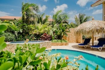 Fabulous Modern 2-bedroom Apartment With Tropical Garden, Pool and Whirlpool