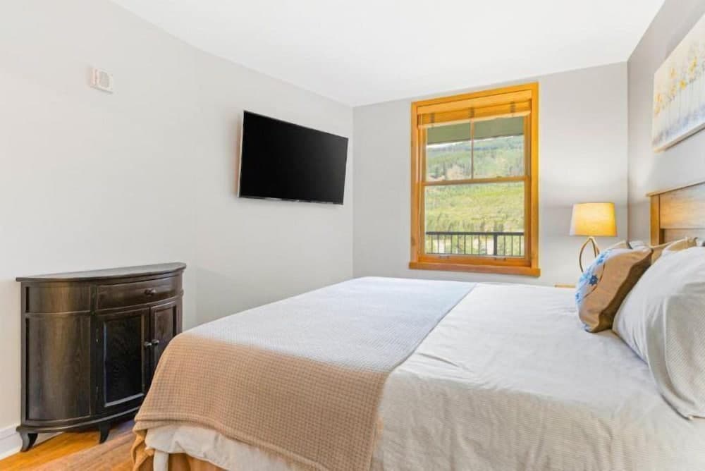 Silvermill Lodge 1 Bedroom in River Run Village