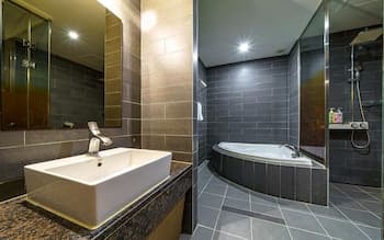 Elysia Hotel in Pyeongtaek