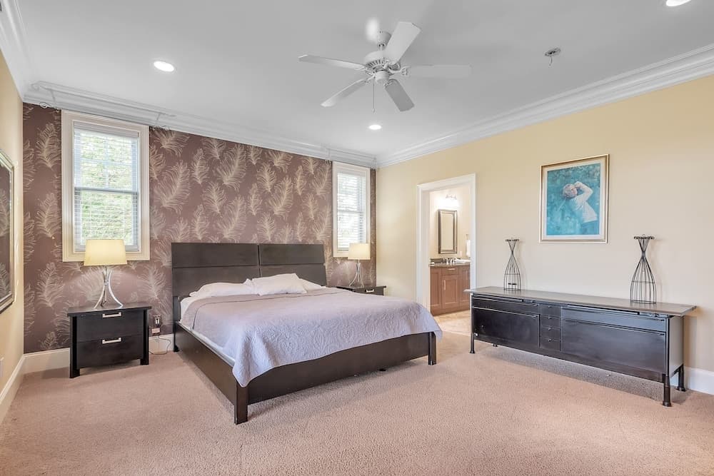 Spacious Home With 4 Master Suites In Quiet Community 4 Bedroom Home by Redawning