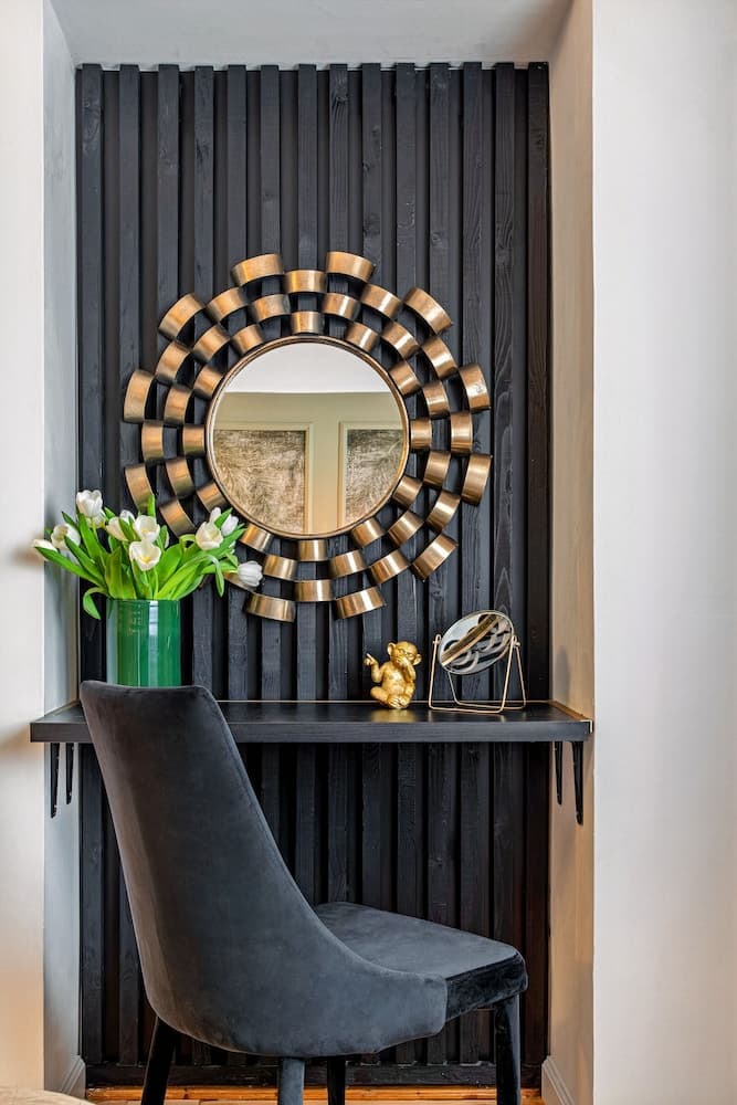 Palace of the Parliament Rainforrest 1BR