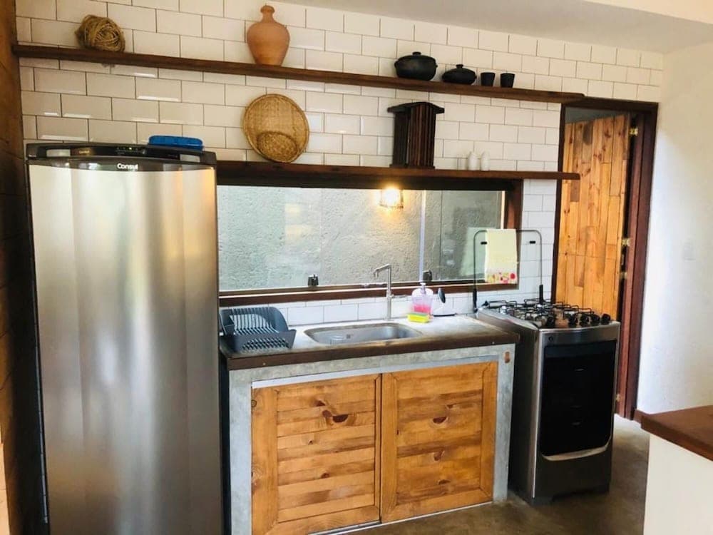 Charmosa Casa a 50m da Praia do Marceneiro