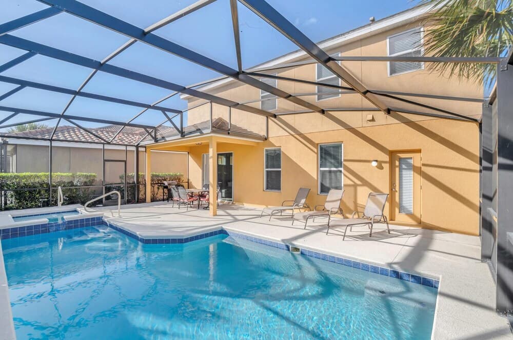 5BR Luxury Family Home - Pool Netflix And BBQ