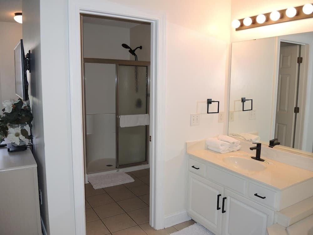 1401l Home by RedAwning