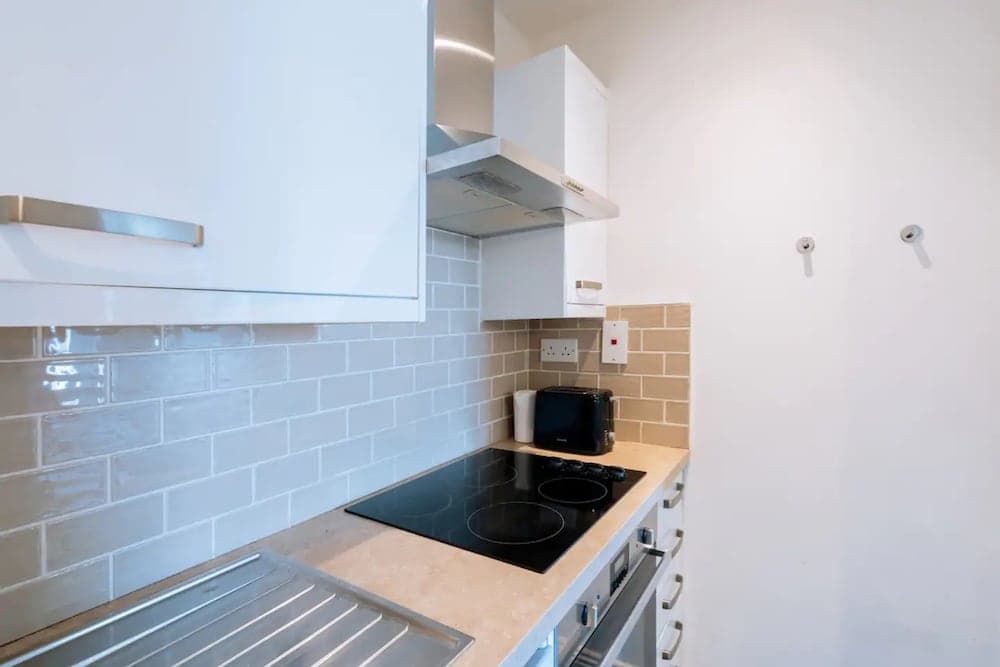 Homely 1 Bedroom Apartment in Dublin City Centre With River View