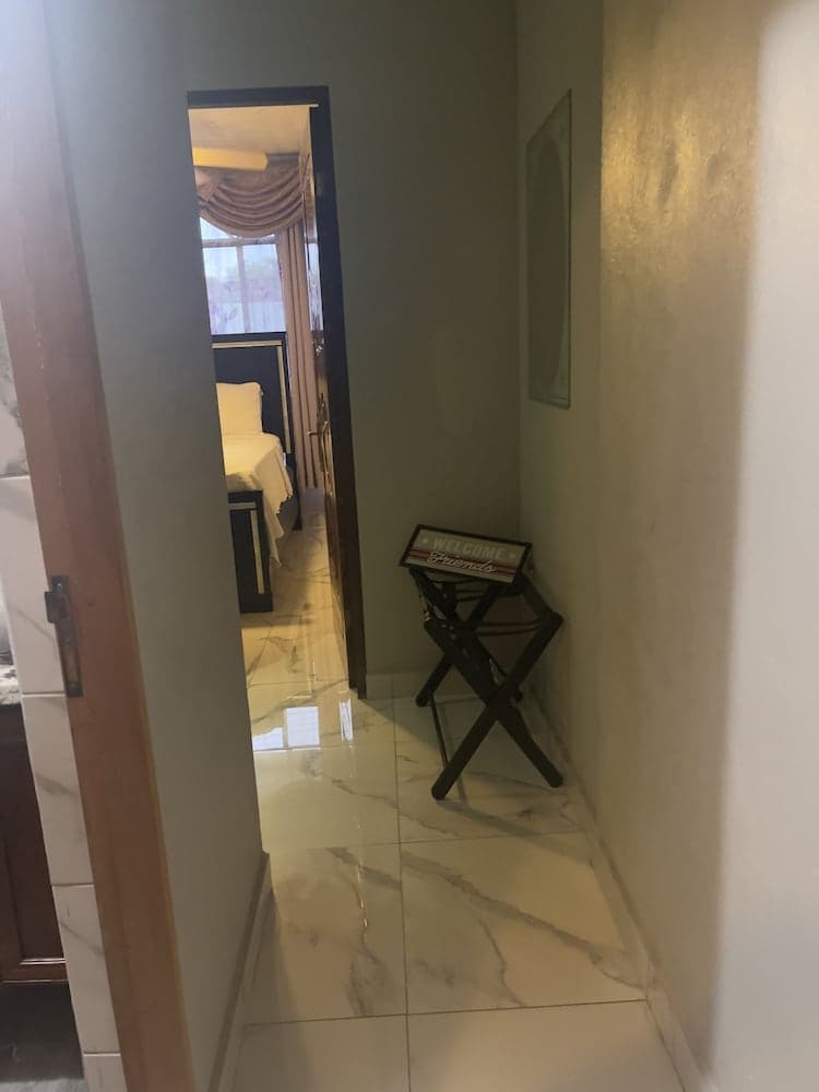 Hermoso apartamento cerca del aeropuert1