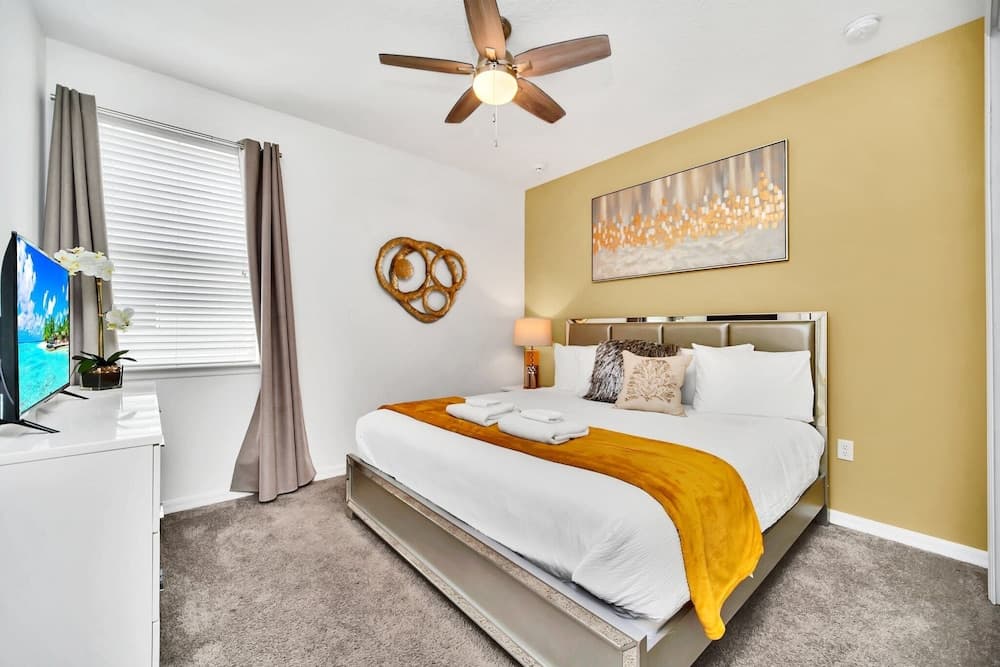 New Decor With Mickey, Nemo, Tinkerbell & Star Wars Rooms! Private Pool and Game Room