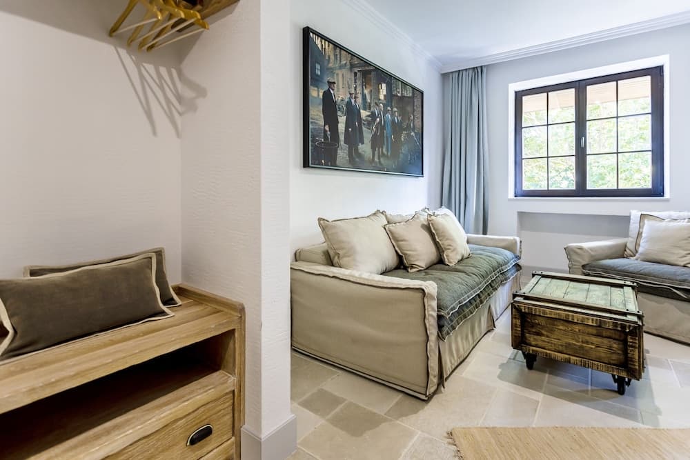 Castro Mesembria Boutique Hotel