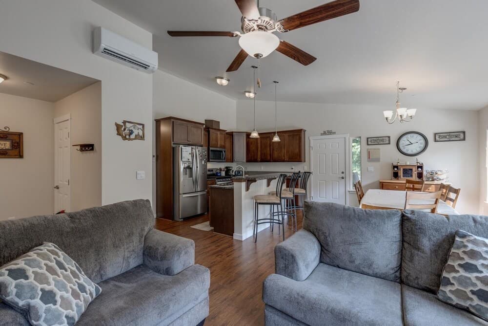 Mt Baker Lodging Cabin 47 - Sleeps 6