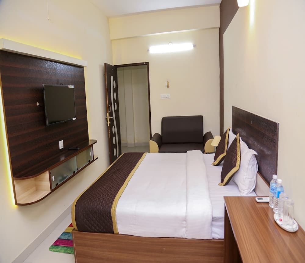 Sri Manis Residency