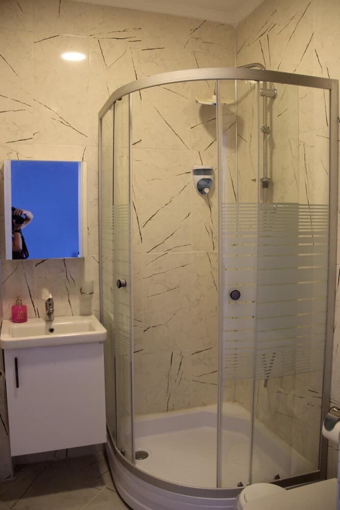 Comfy Apart Surrounded