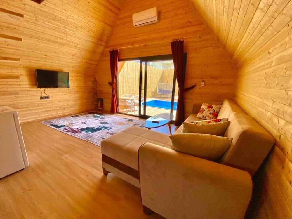 Bungalow With Private Pool Garden BBQ in Fethiye