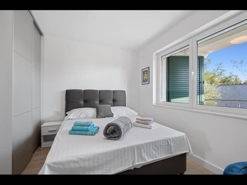 "villa Eros Sibenik With Pool"