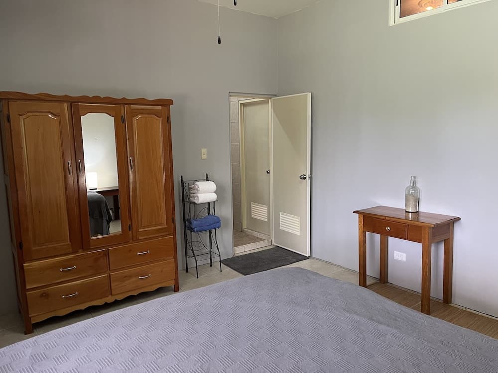 Warrie Head House near the Zoo