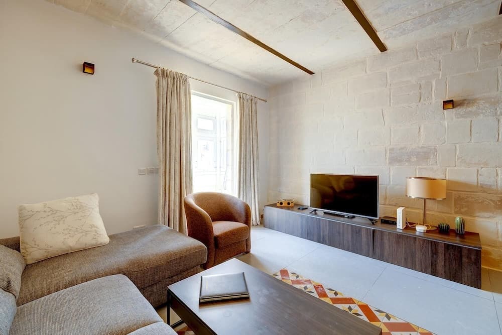 Luxurious 2BR Apartment in Valletta