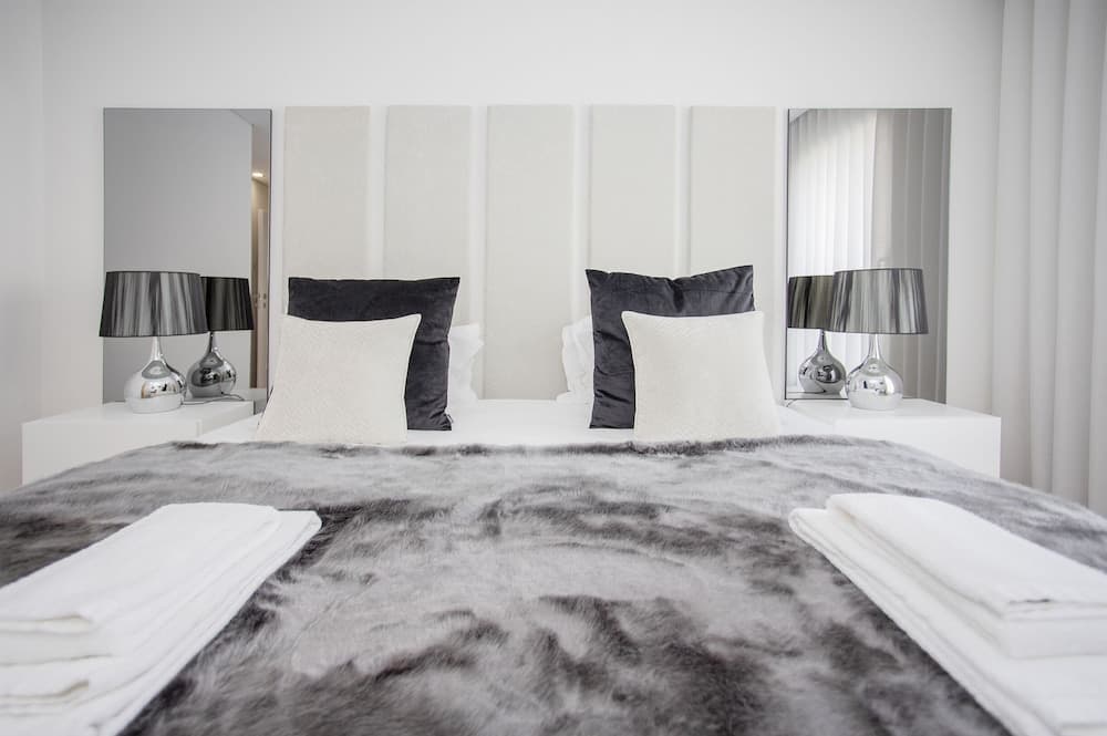 Liiiving-Luxury River View Apartment XII