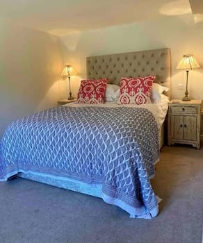 Romantic Hideaway Cottage, Near Bridport, Dorset
