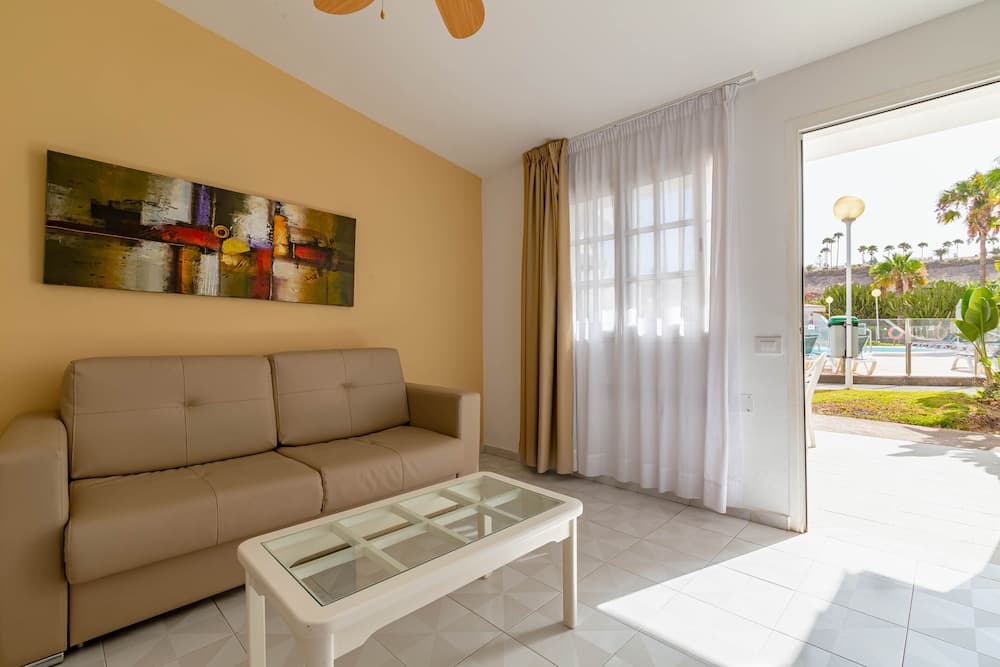 Vista Verde Adult Only