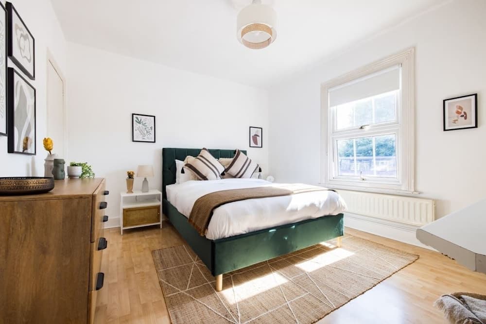 The Reading Wonder - Stunning 2bdr Flat With Parking