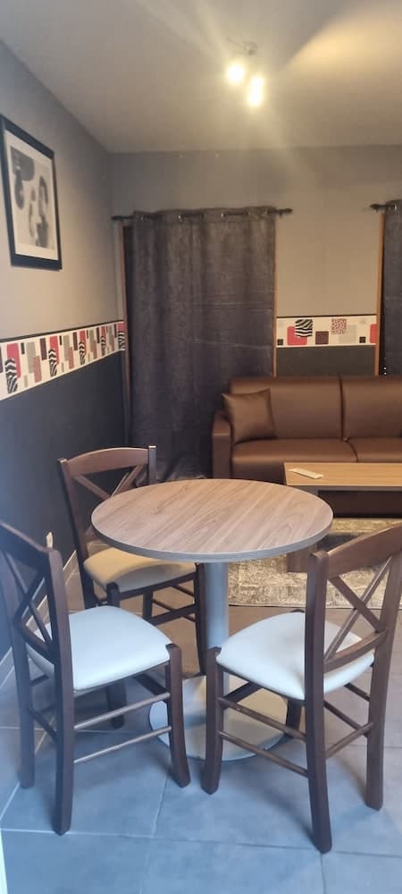 Maison Confort 06 Couchage et Garage