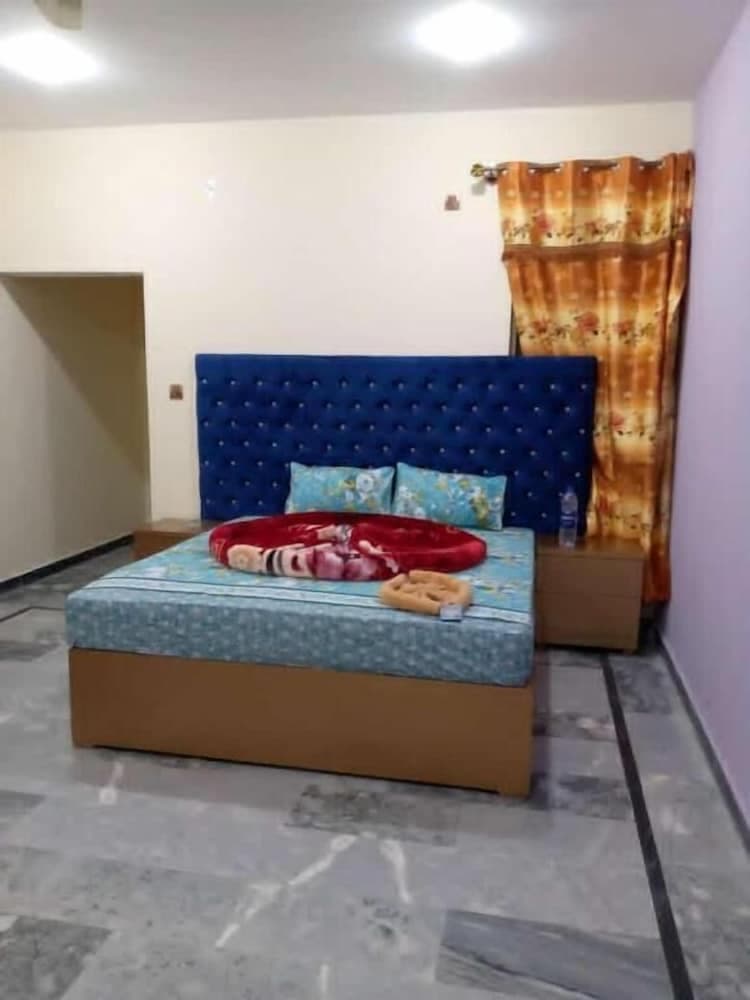 Happy Stay Hotel And Restaurant