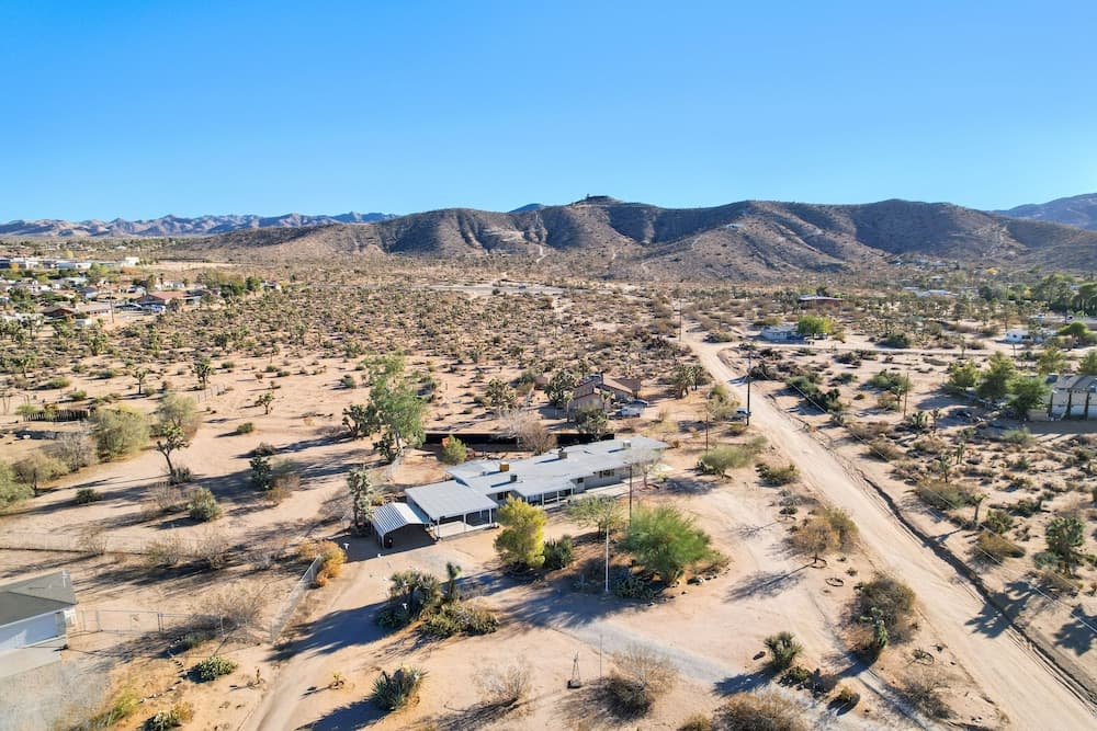 Acacia By Avantstay Modern J Tree Escape w/ Cowboy Pool, Fire Pit, Ping Pong & Pool Table