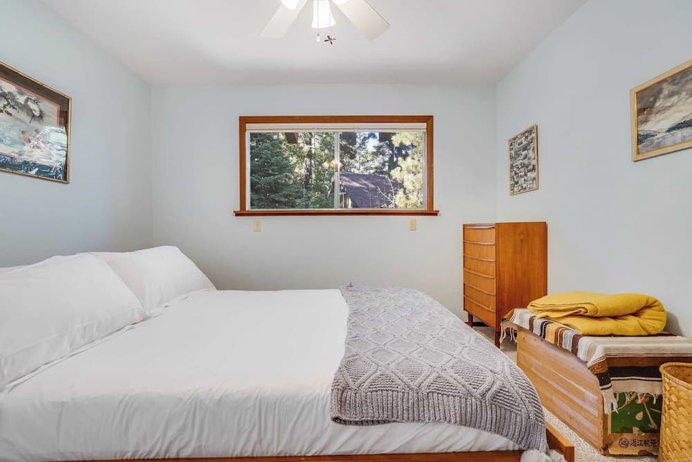 Fawn by Avantstay Secluded Cabin w/ Large Deck Surrounded by Forest