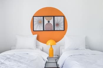 Mashattan Residence by NewInn