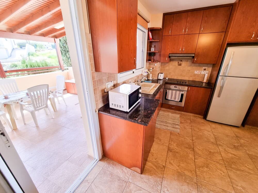 CHRISTINA'S MEZONETA