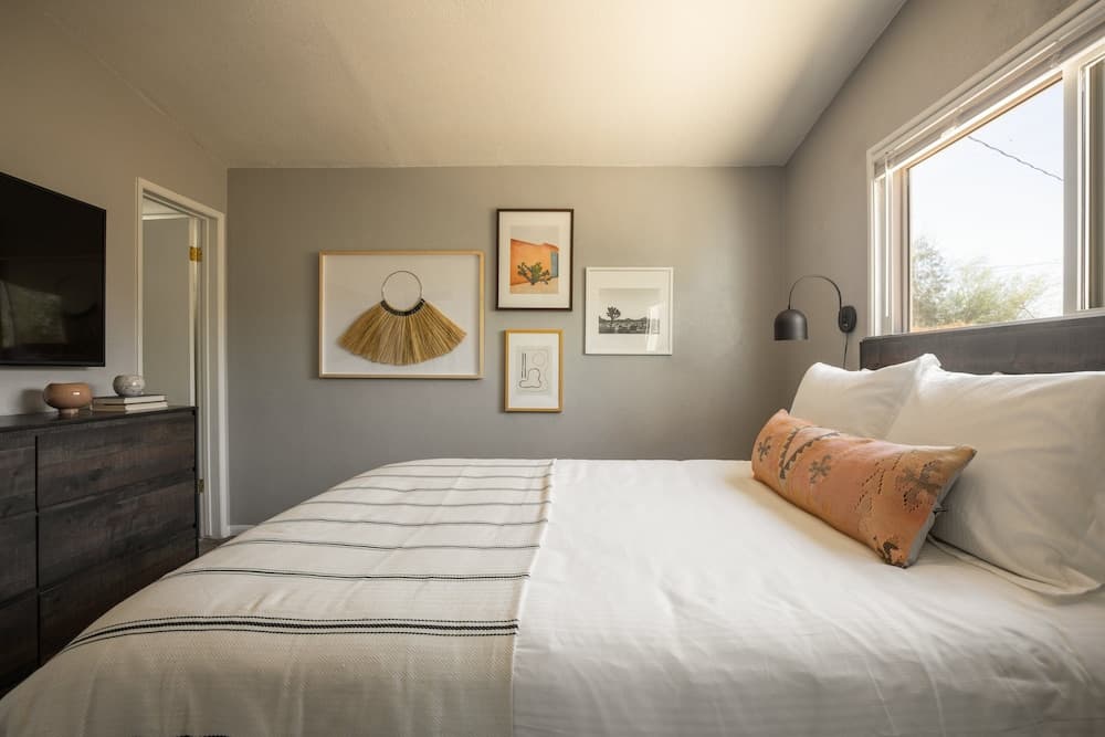 Lovegrass by Avantstay Desert Haven w/ Stunning Patio w/ Ping Pong!