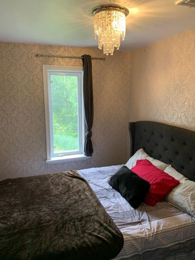 208 Godefroy Casă liniștită cu iaz