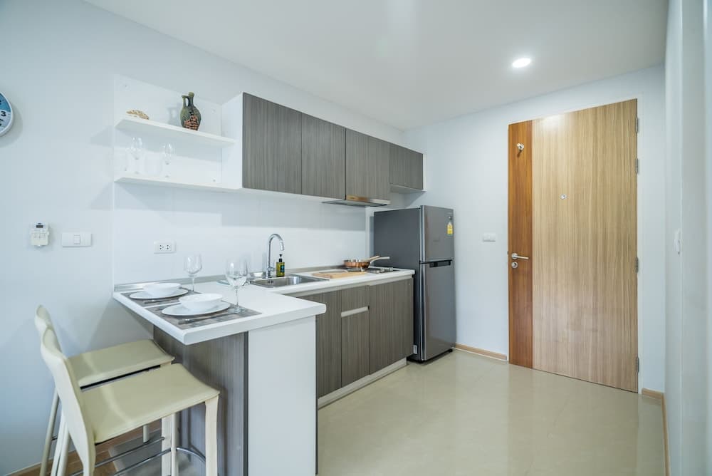 Ozone Condo by Lofty