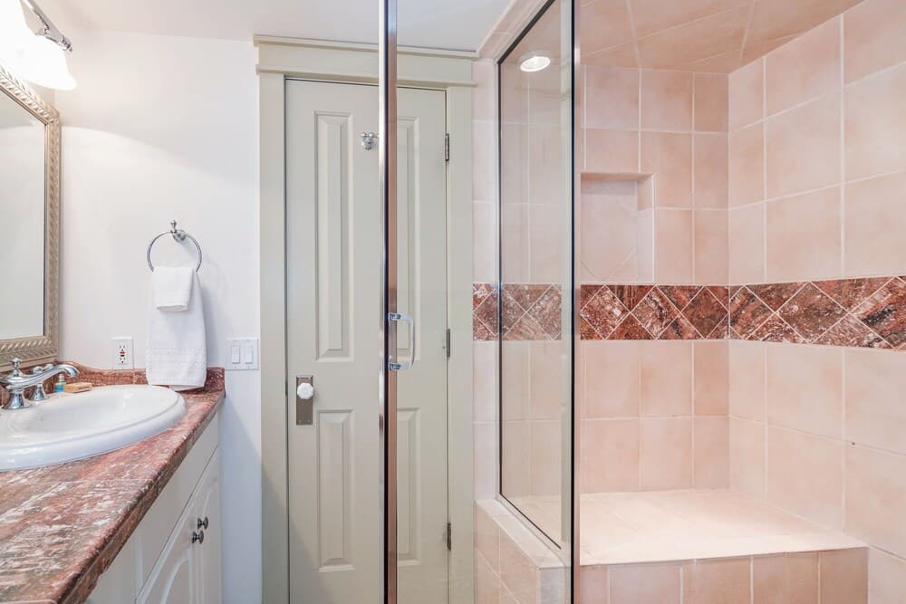 Diamondtooth Cottage by Avantstay Cottage in Historic Telluride w/ Ski Access Permit #:16096