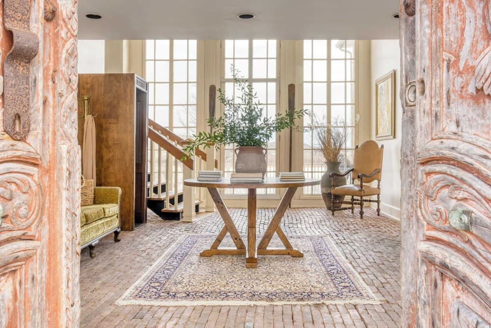 River House by Avantstay Historic & Secluded Estate on the Hudson River w/ Pool Sleeps 24!