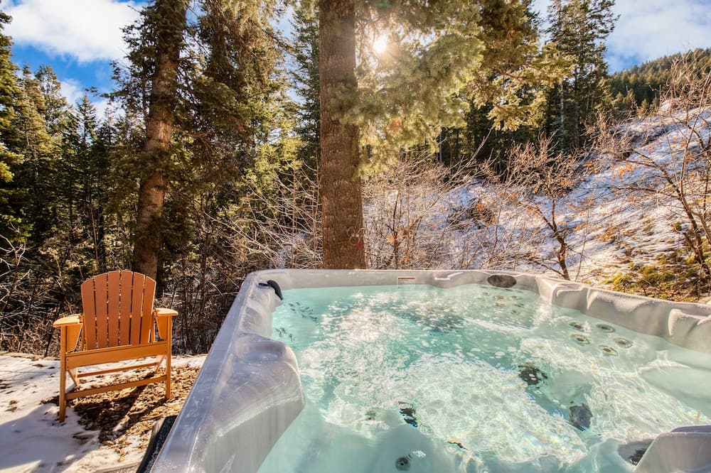 Silver Hollow by Avantstay Gorgeous Secluded Park City Home w/ Hot Tub and Pine Tree Views