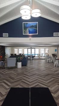 Lake Cadillac Resort