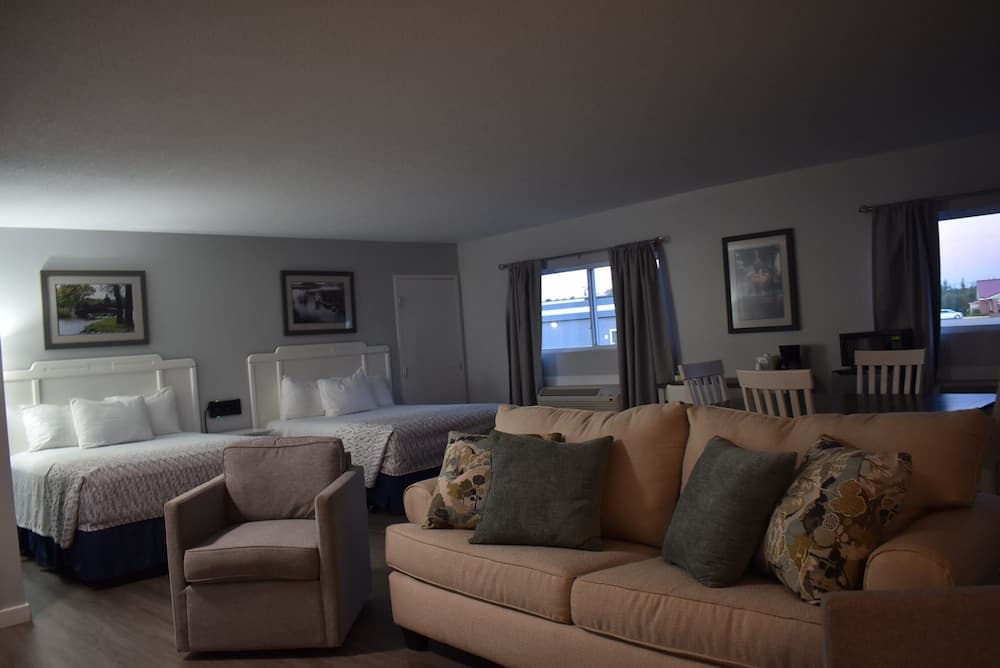 Lake Cadillac Resort