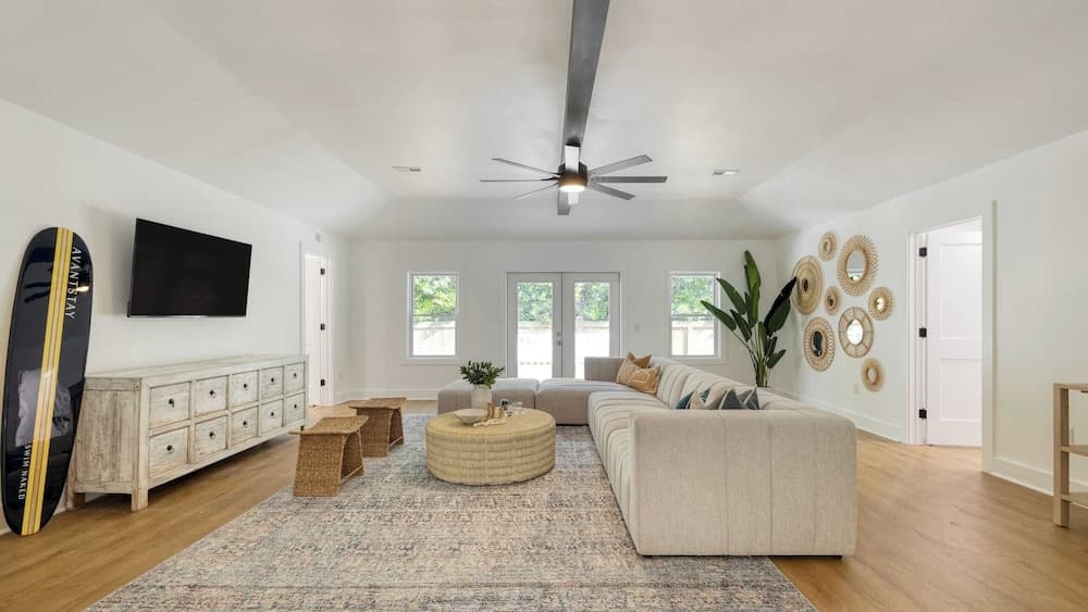 Lumie by Avantstay 5BR Ranch w/ Firepit + Patio